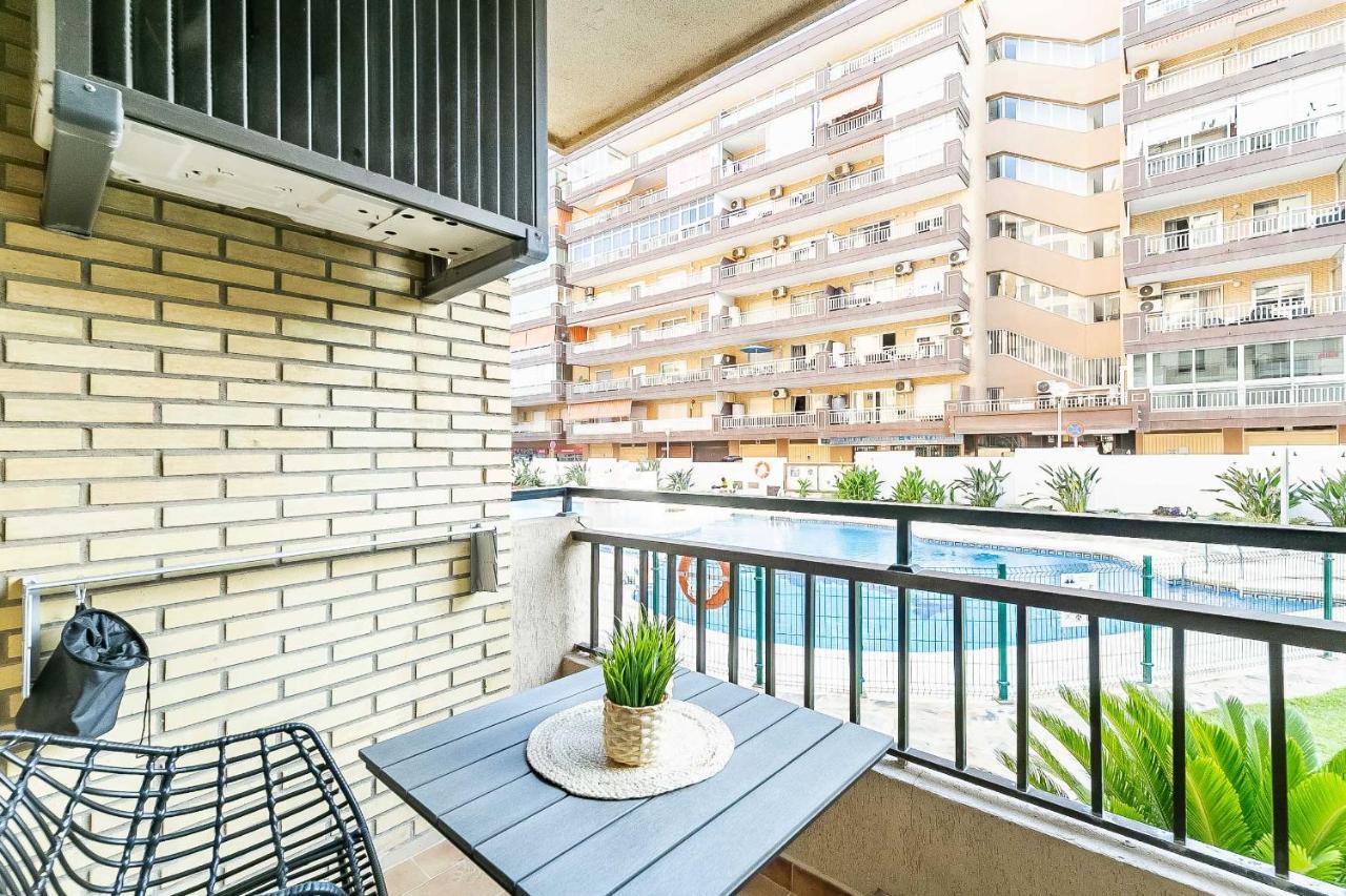 76-Lovely Beach Front Apartment In Fuengirola Esterno foto